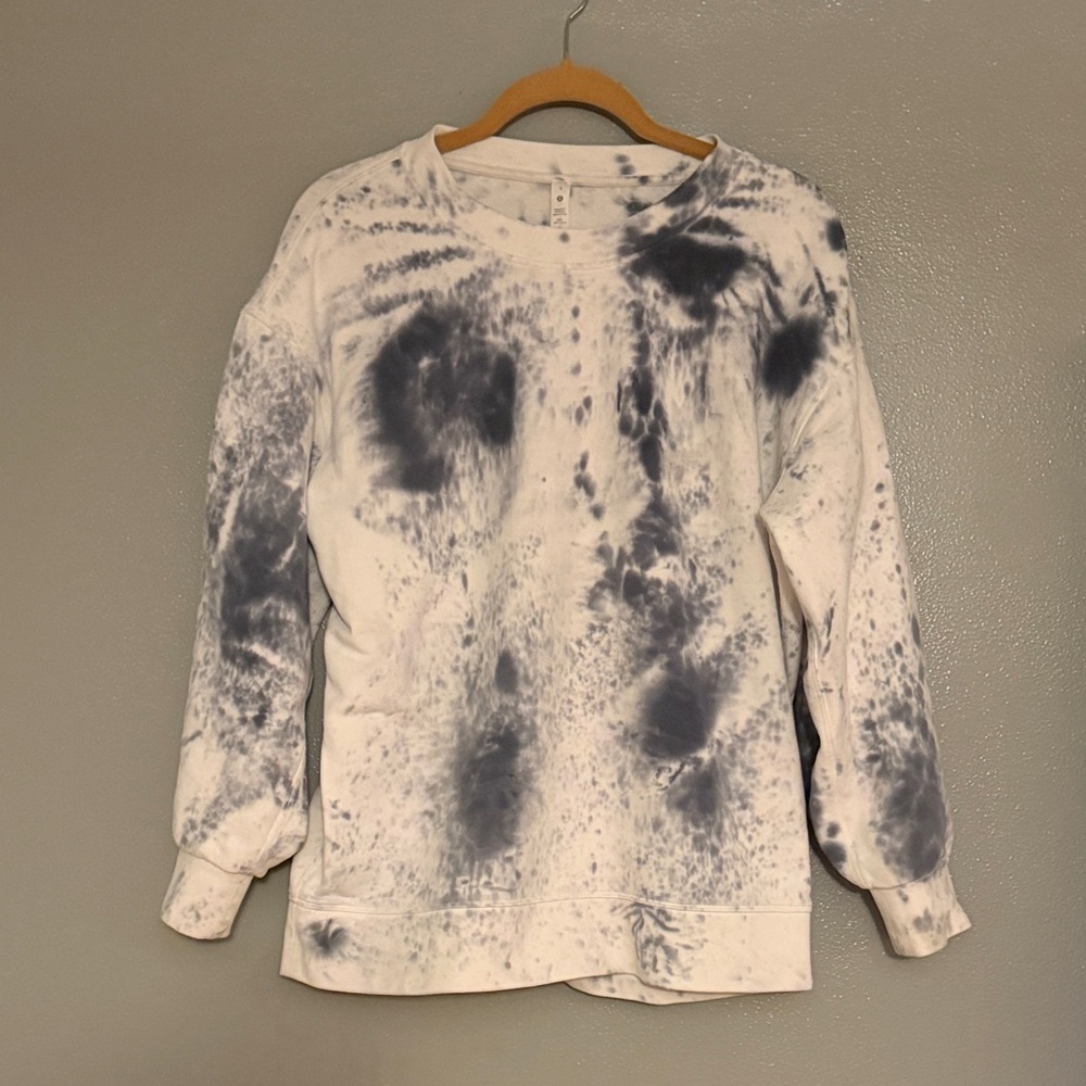 Lululemon tie die crewneck